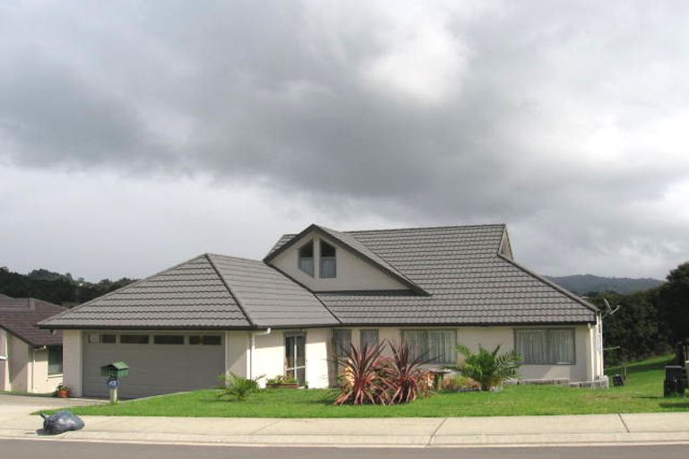 Photo of property in 11 Foothills Lane, Glen Eden, Auckland, 0602