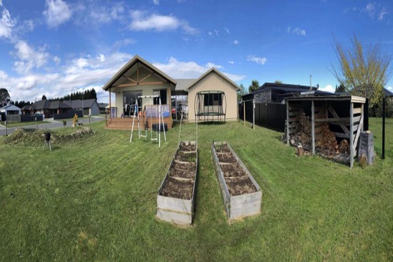 Photo of property in 44 Orbell Crescent, Te Anau, 9679