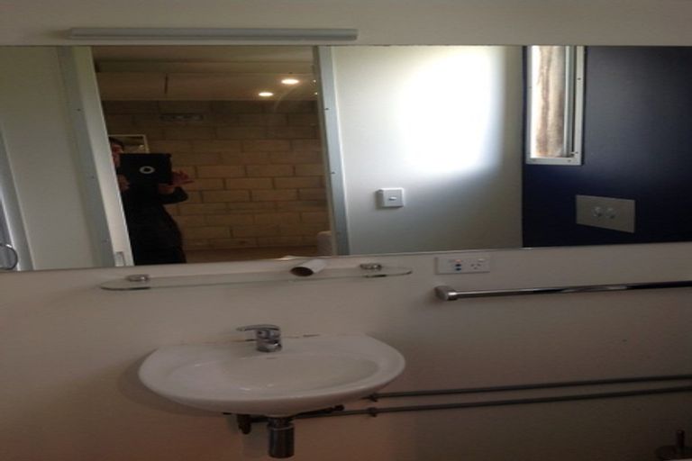 Photo of property in 1-7 Sheridan Terrace, Johnsonville, Wellington, 6037