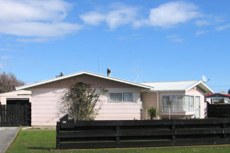 Photo of property in 44 Edinburgh Terrace, Foxton Beach, Foxton, 4815