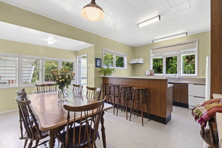 Photo of property in 6 French Street, Moturoa, New Plymouth, 4310