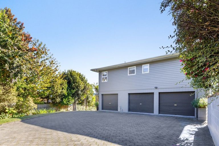 Photo of property in 358 Lake Terrace, Two Mile Bay, Taupo, 3330