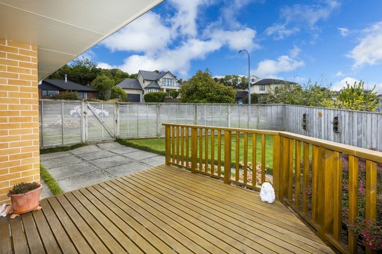Photo of property in 3 Ormrod Grove, Riverstone Terraces, Upper Hutt, 5018