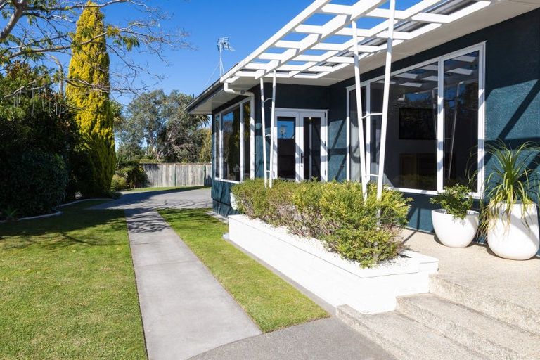 Photo of property in 113 Taradale Road, Onekawa, Napier, 4110