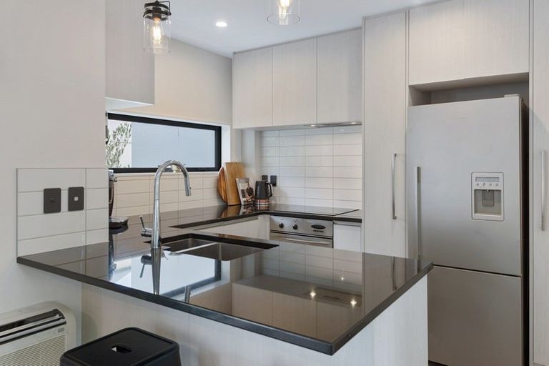 Photo of property in 73c Carlton Mill Road, Merivale, Christchurch, 8014