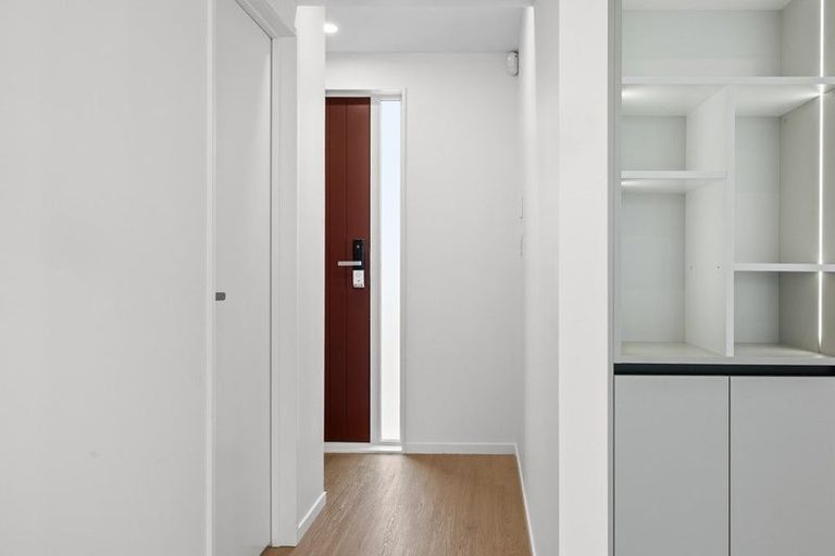 Photo of property in 32 Corporal Street, Papakura, 2110