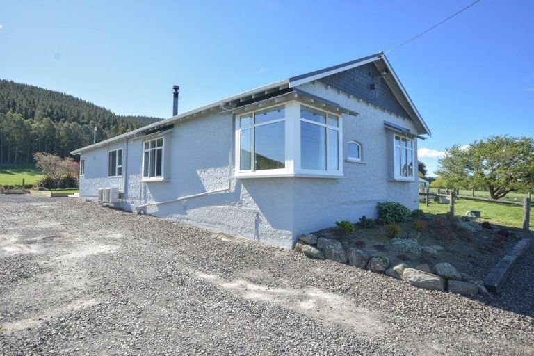 Photo of property in 720 Outram-mosgiel Road, Riverside, Outram, 9073