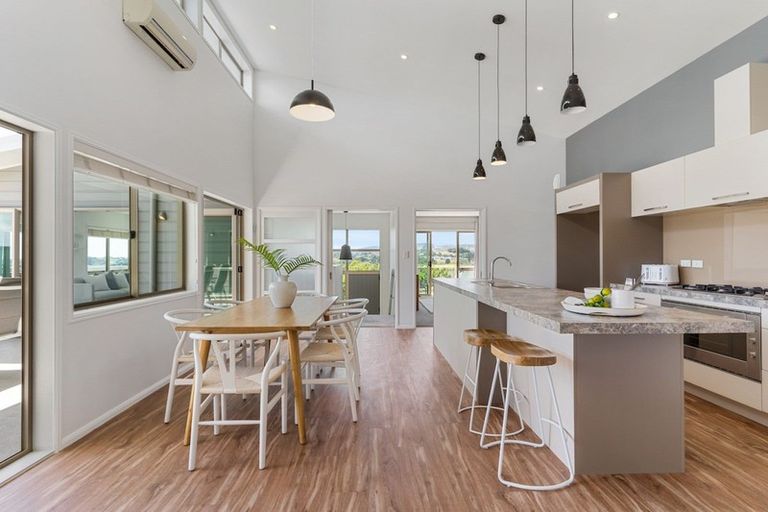 Photo of property in 14 Renner Place, Pyes Pa, Tauranga, 3112