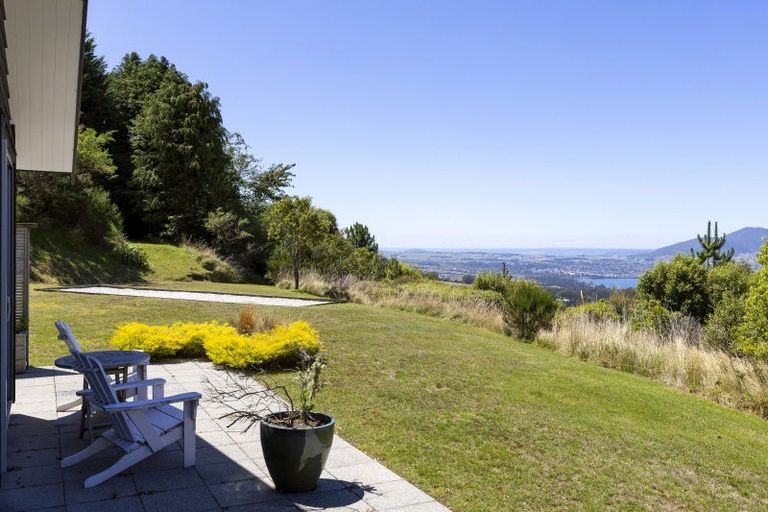 Photo of property in 146 Highland Drive, Acacia Bay, Taupo, 3385