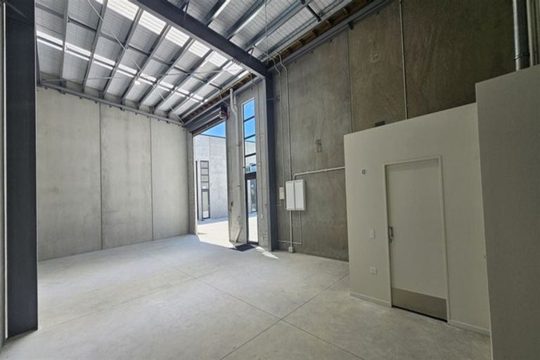 Photo of property in 29 Kairua Road, Kairua, Tauranga, 3175