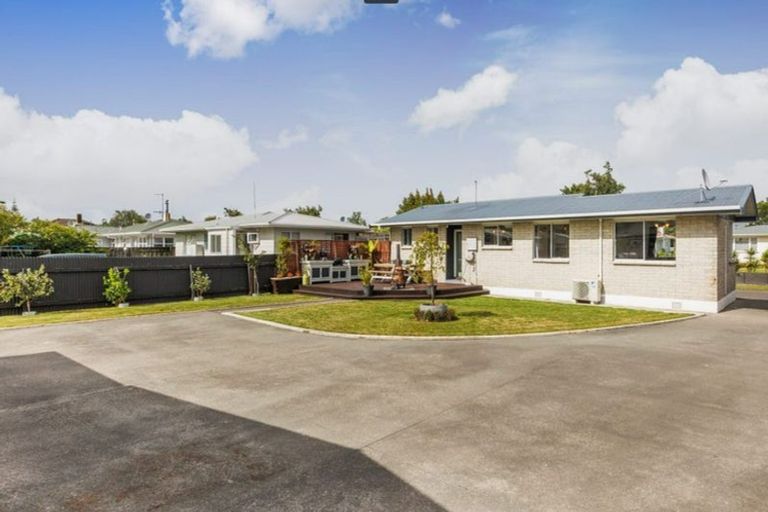 Photo of property in 31 Anakiwa Street, Kelvin Grove, Palmerston North, 4414