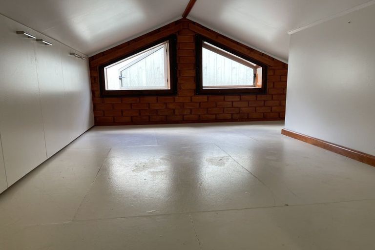 Photo of property in 19 Rathbone Street, Waipawa, 4210