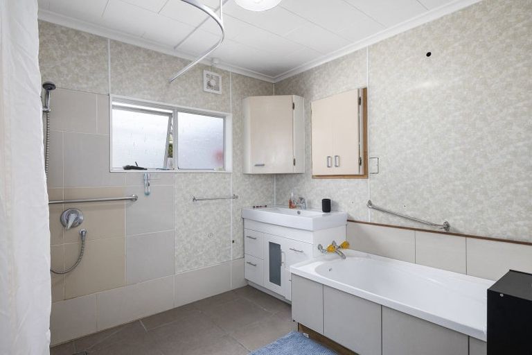 Photo of property in 29 Wesley Street, South Dunedin, Dunedin, 9012