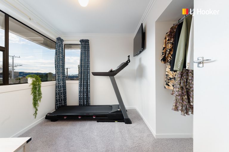 Photo of property in 101 Centennial Avenue, Helensburgh, Dunedin, 9010