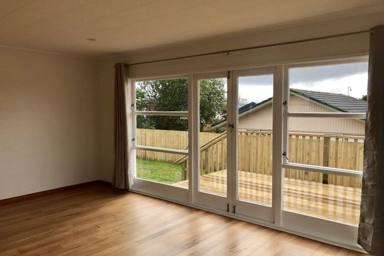 Photo of property in 54 Forest Hill Road, Henderson, Auckland, 0612