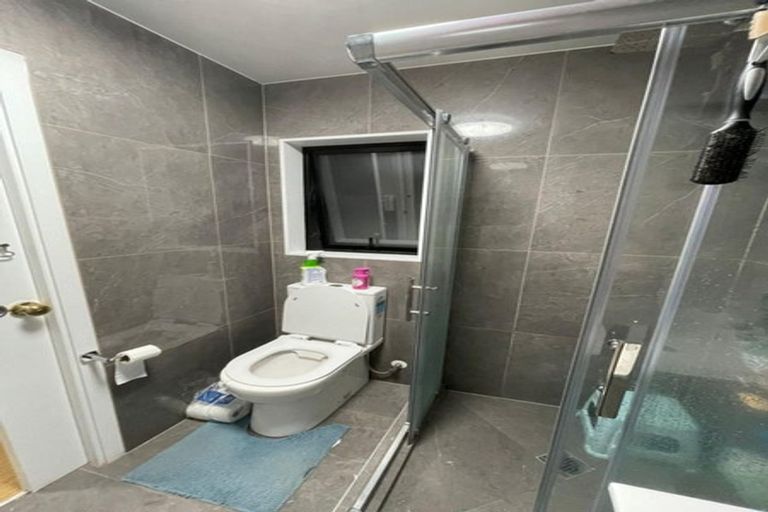 Photo of property in 21a Frobisher Way, Clendon Park, Auckland, 2103