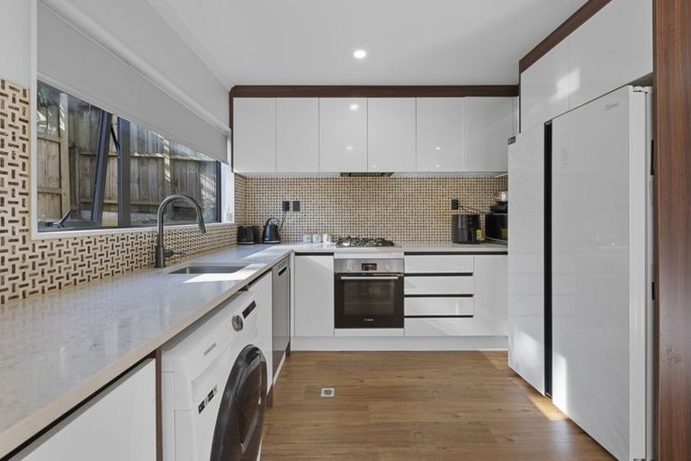 Photo of property in 7/72 Howe Street, Howick, Auckland, 2014