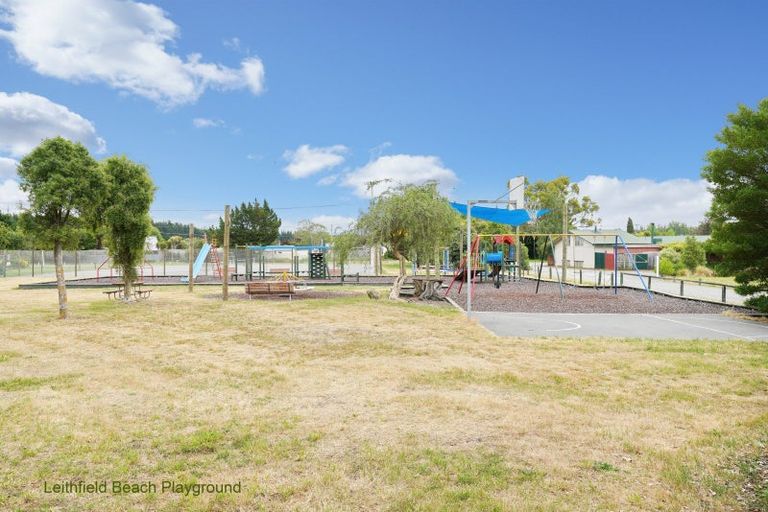 Photo of property in 2 Penfold Square, Leithfield, 7481