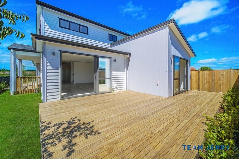 Photo of property in 7 Kauitara Lane, Karaka, 2113