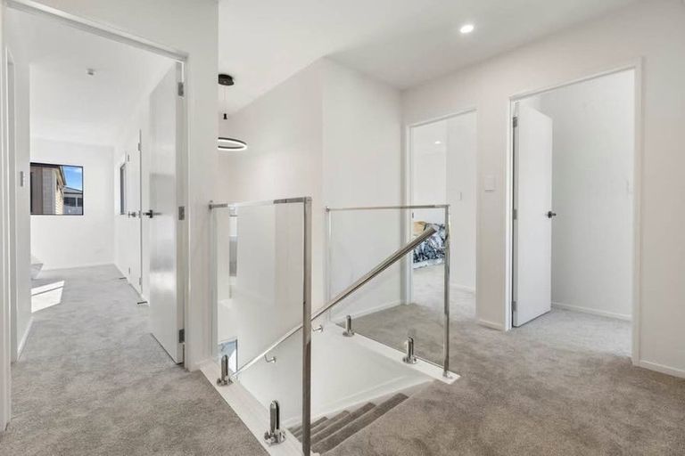 Photo of property in 27a Pah Road, Papatoetoe, Auckland, 2025