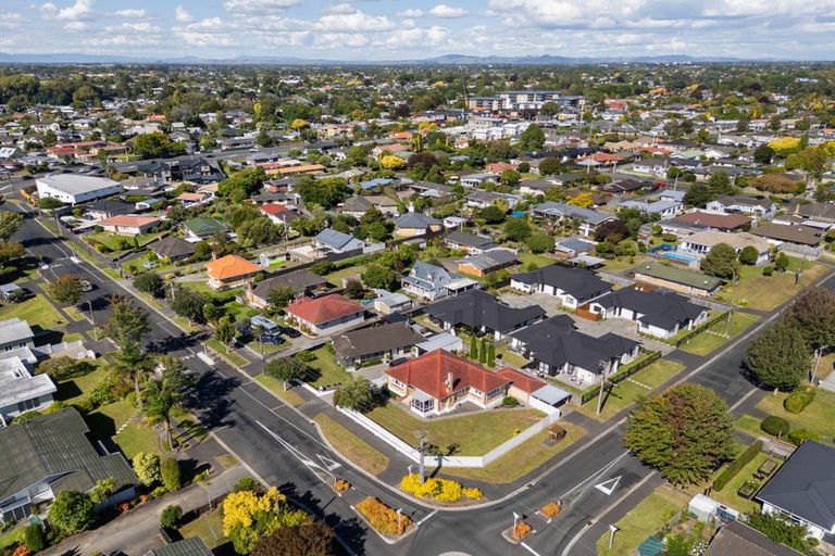 Photo of property in 20 Steele Road, Forest Lake, Hamilton, 3200