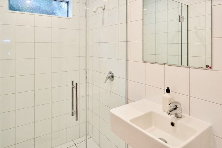 Photo of property in 5a Lambley Road, Titahi Bay, Porirua, 5022