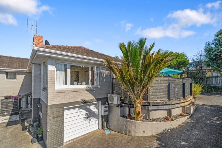 Photo of property in 21 Howe Street, Howick, Auckland, 2014
