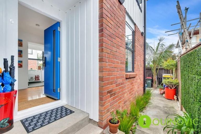 Photo of property in 5/233 Hurstmere Road, Takapuna, Auckland, 0622