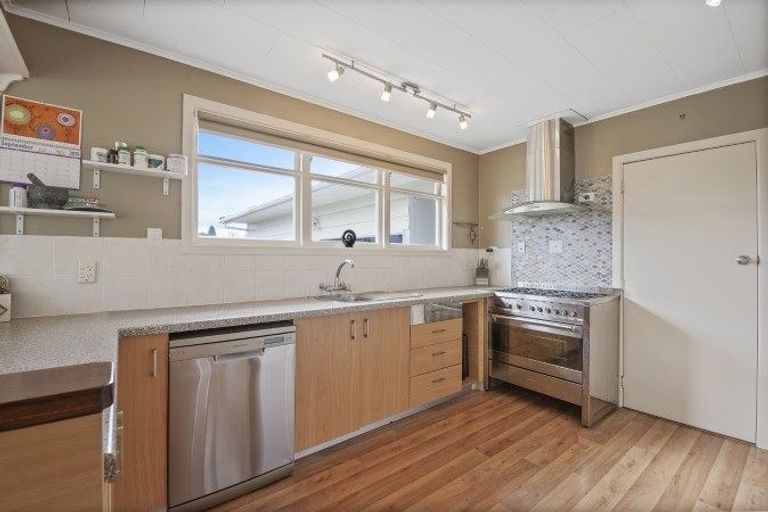 Photo of property in 25 Benalder Crescent, Tokoroa, 3420