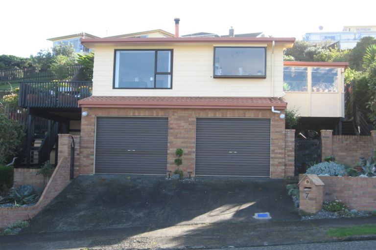 Photo of property in 7 Inlet View, Titahi Bay, Porirua, 5022