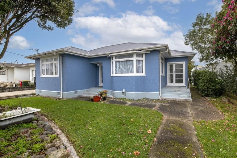 Photo of property in 20 Wilton Street, Levin, 5510