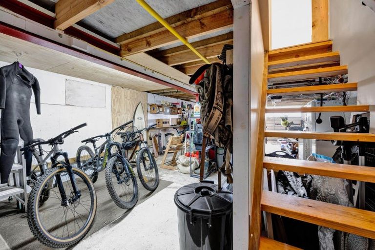 Photo of property in 16 Clyde Street, Ferndale, New Plymouth, 4310