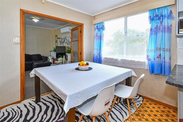 Photo of property in 41 Arnwood Street, Manurewa, Auckland, 2102