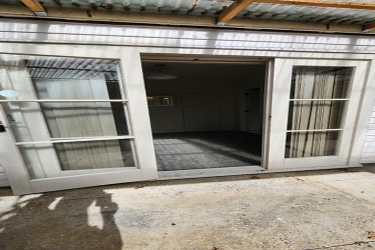 Photo of property in 1/13 Sydney Street, Hauraki, Auckland, 0622