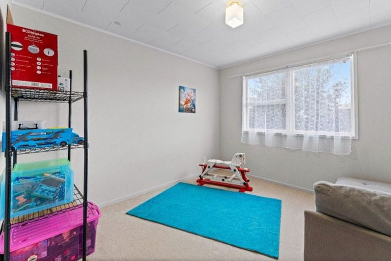 Photo of property in 7 Rainbow Place, Wattle Downs, Auckland, 2103