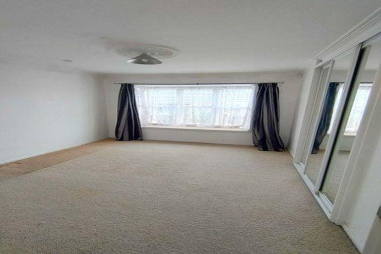 Photo of property in 1/32a Alfriston Road, Manurewa East, Auckland, 2102