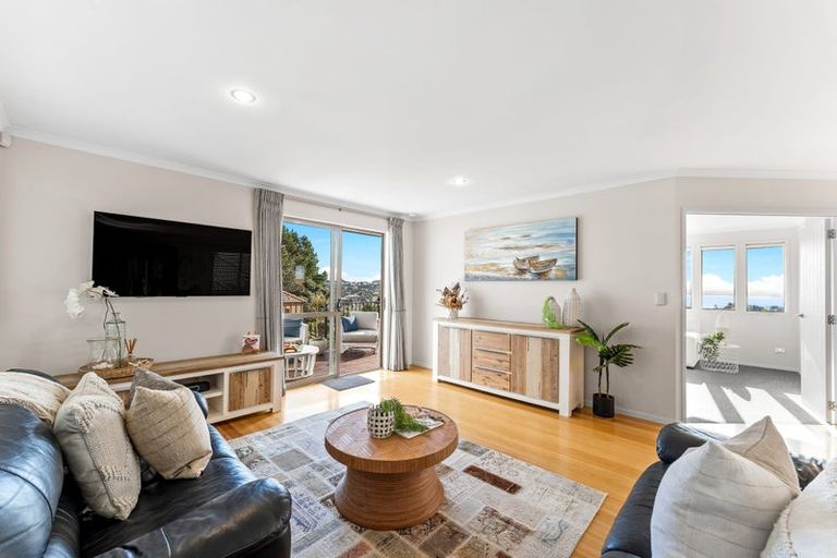 Photo of property in 125 Alec Craig Way, Gulf Harbour, Whangaparaoa, 0930