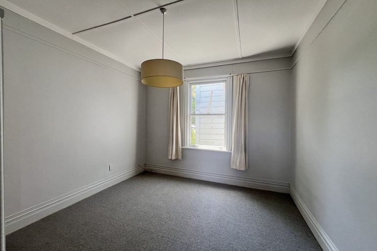 Photo of property in 25 Austin Street, Mount Victoria, Wellington, 6011