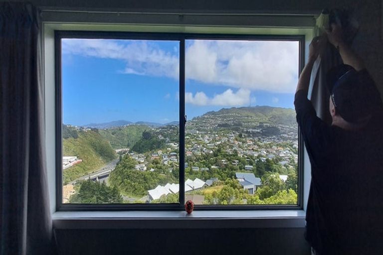 Photo of property in 16 Ceres Crescent, Johnsonville, Wellington, 6037