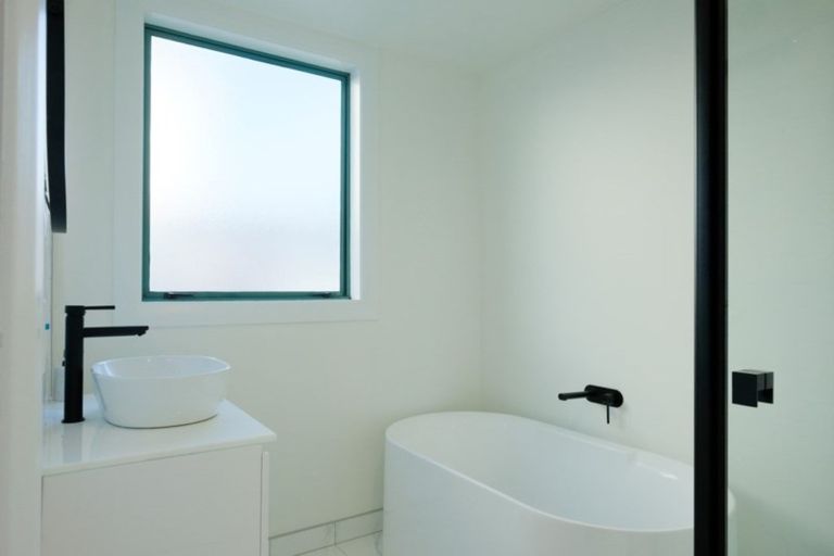 Photo of property in 10 Bedford Street, Saint Clair, Dunedin, 9012