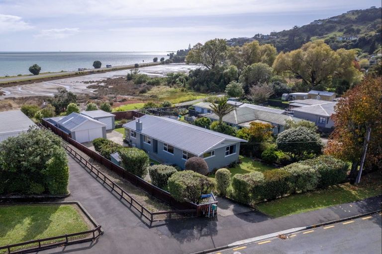 Photo of property in 669 Atawhai Crescent, Atawhai, Nelson, 7010