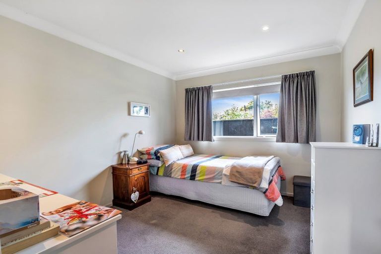 Photo of property in 112b Weraroa Road, Levin, 5510