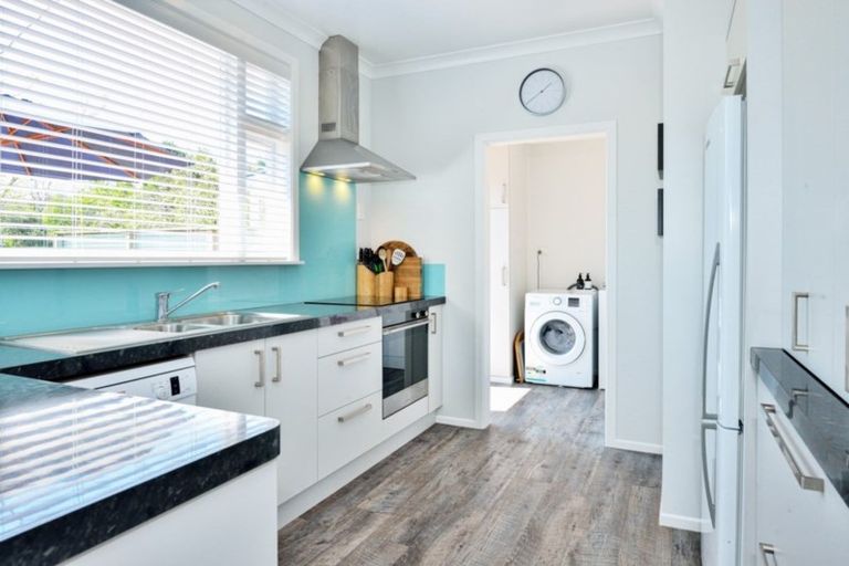 Photo of property in 16 Mangapapa Road, Mangapapa, Gisborne, 4010