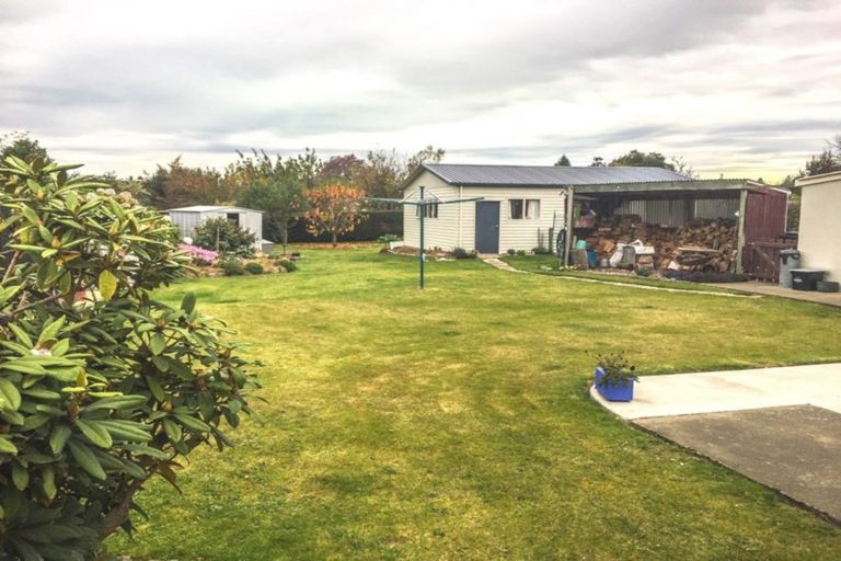 Photo of property in 11 Moorhouse Street, Waimate, 7924