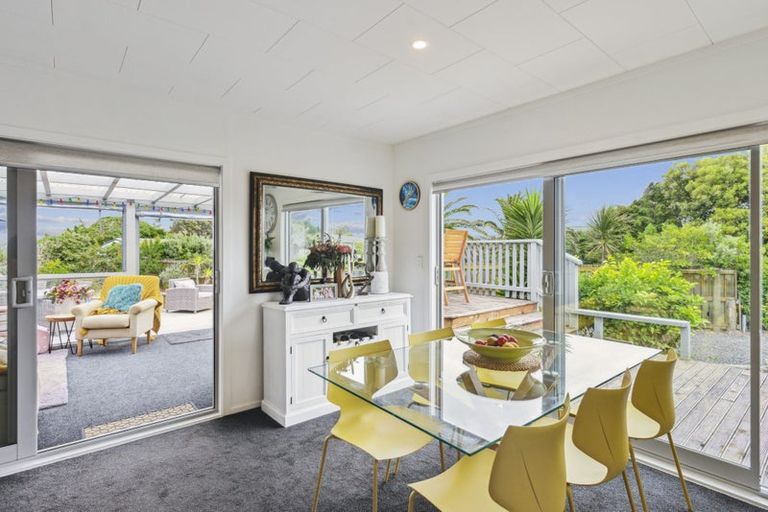 Photo of property in 8 Norna Grove, Waikawa Beach, Levin, 5573