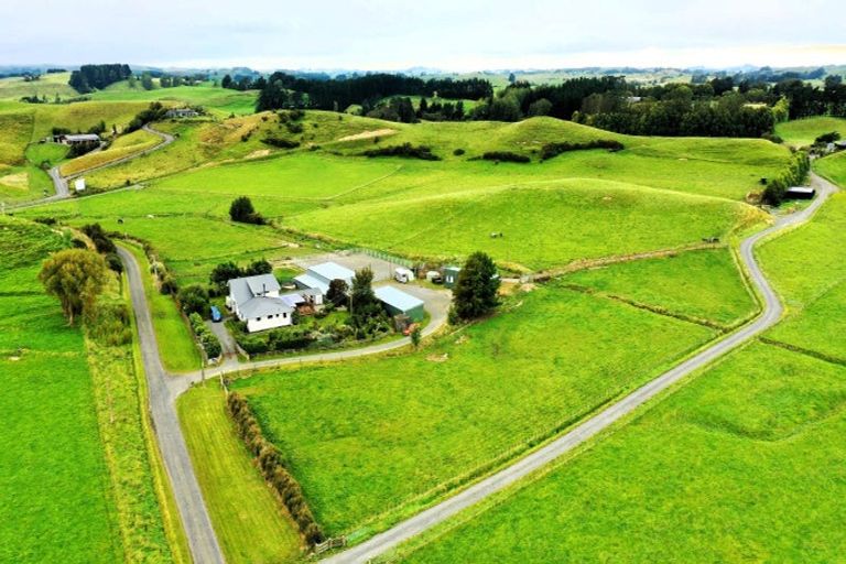 Photo of property in 94 Glengarry Road, Dannevirke, 4978