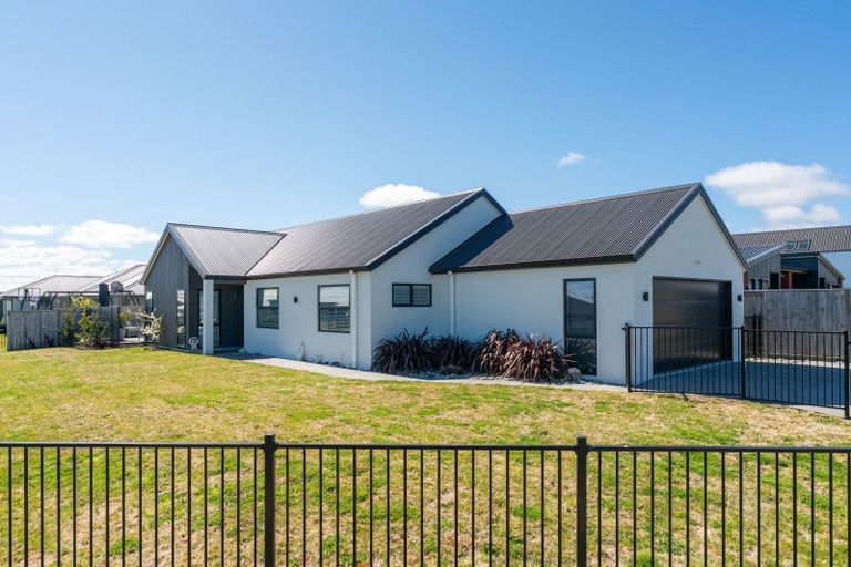 Photo of property in 1 Makomako Crescent, Wharewaka, Taupo, 3330