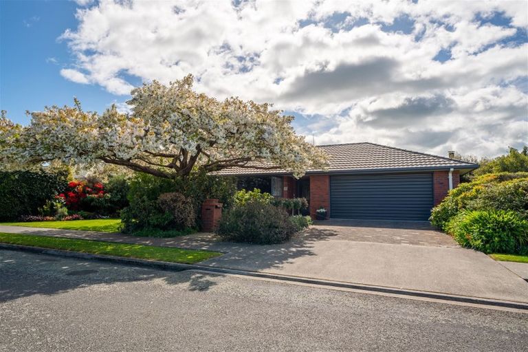 Photo of property in 2 Hannah Place, Holmes Hill, Oamaru, 9401