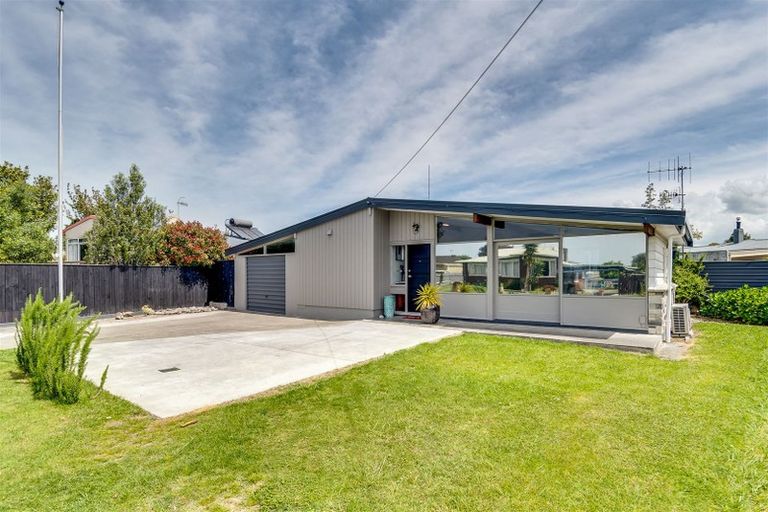 Photo of property in 61 Oldham Avenue, Onekawa, Napier, 4110