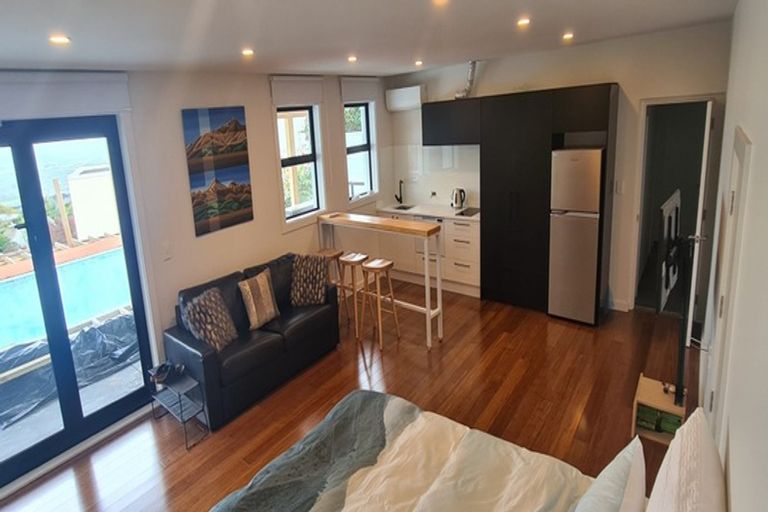 Photo of property in 182 Dyers Pass Road, Cashmere, Christchurch, 8022